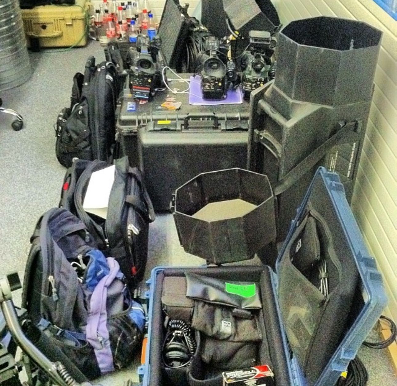 No alternative text description for this image